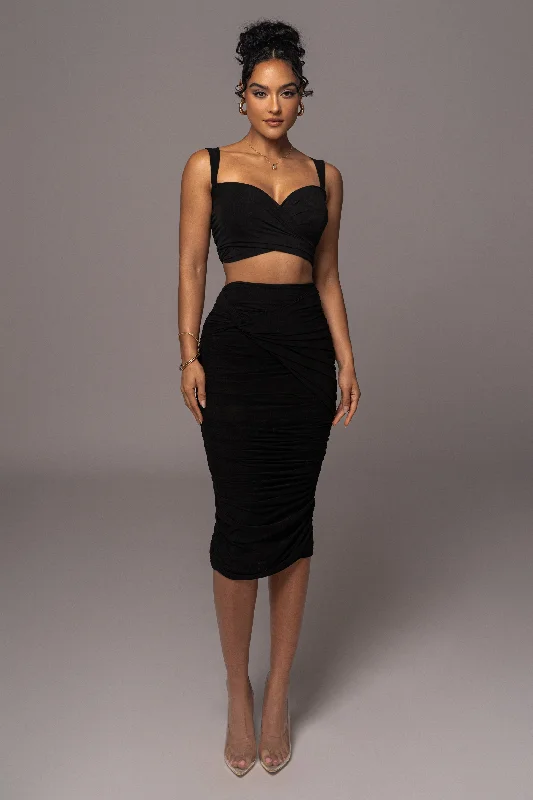 black-extend-your-stay-skirt-set