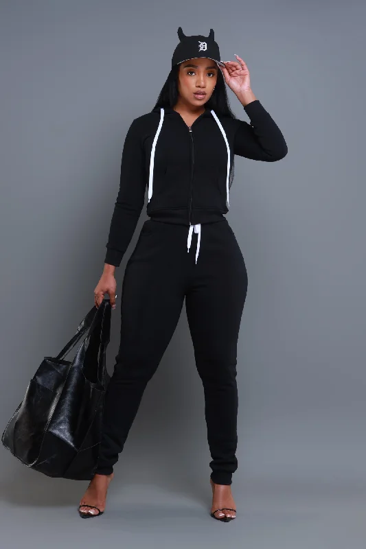 like-that-jogger-set-black