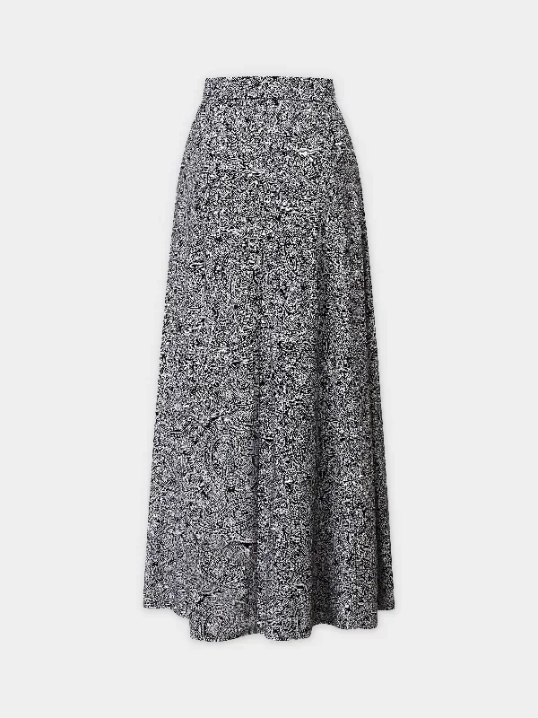 a-line-seamed-skirt-b-w-paisley