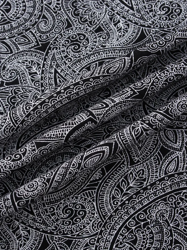 a-line-seamed-skirt-b-w-paisley