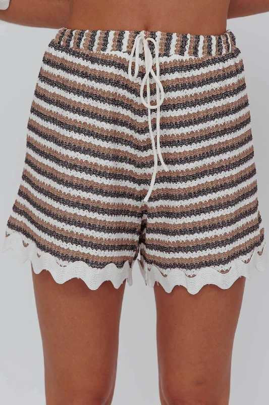 breakaway-shorts-stripe-mocha