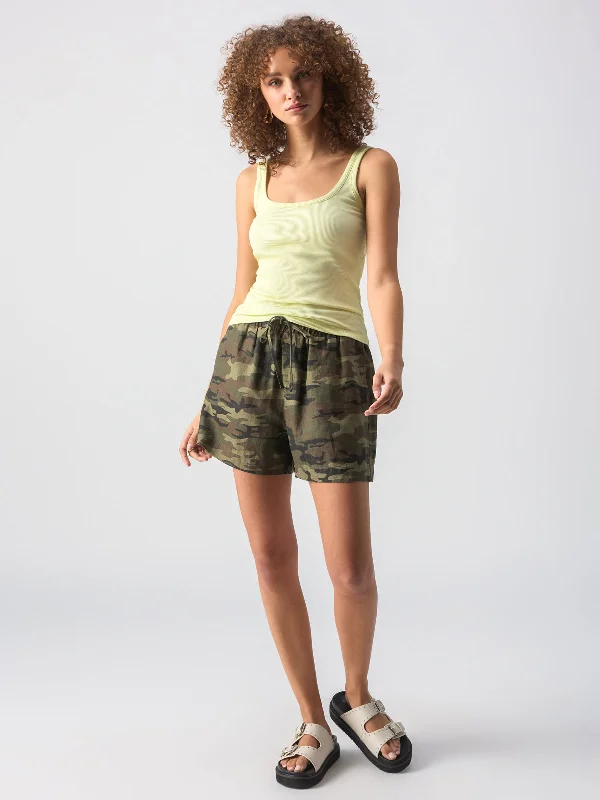 breezy-camo-short-little-hero-camo