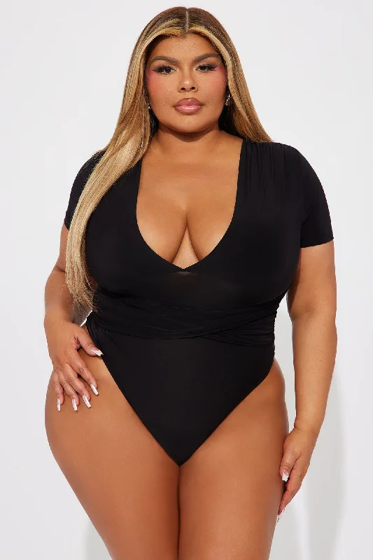 cindy-plunge-short-sleeve-bodysuit-black