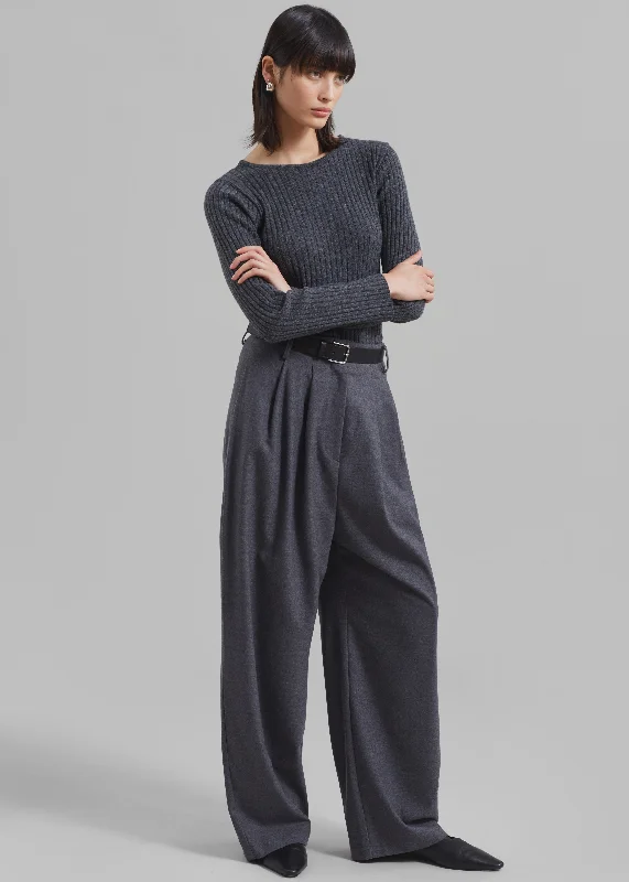 cora-ribbed-sweater-charcoal