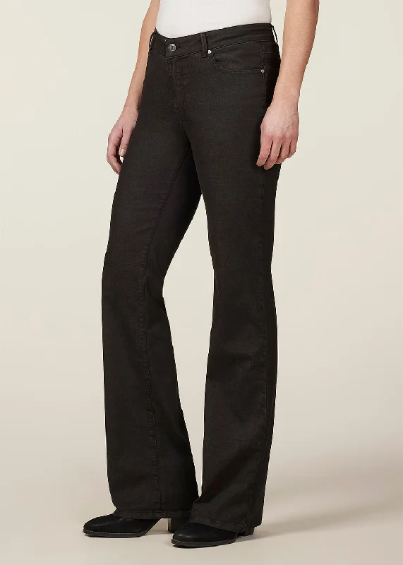 eql-in-motion-bootcut-pant