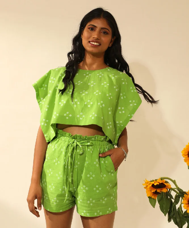 green-handcrafted-bandhani-cotton-shorts