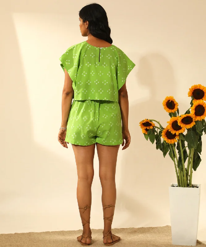 green-handcrafted-bandhani-cotton-shorts