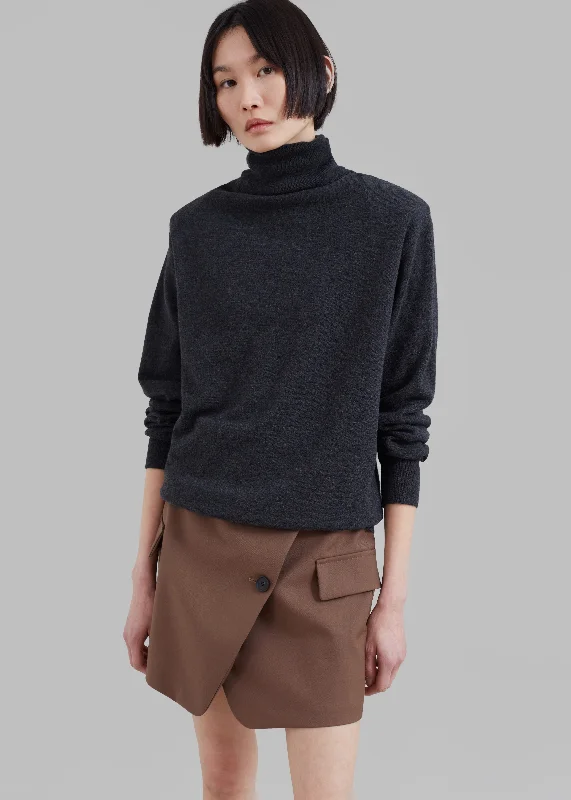 ines-thin-padded-turtleneck-charcoal