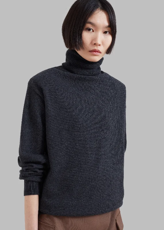 ines-thin-padded-turtleneck-charcoal