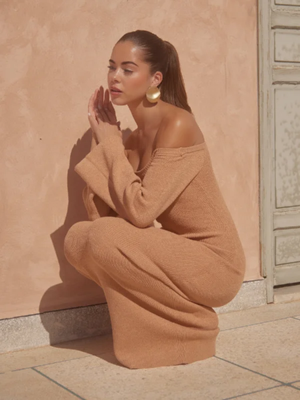 joanna-bardot-knit-maxi-dress-tan-blush