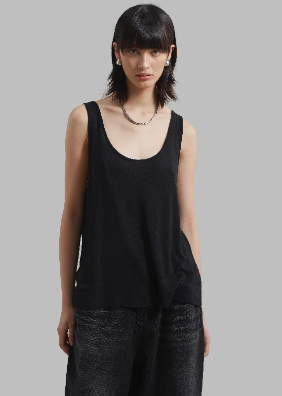 josie-scoop-neck-tank-top-black