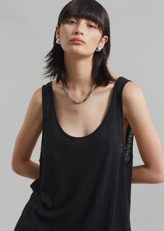 josie-scoop-neck-tank-top-black