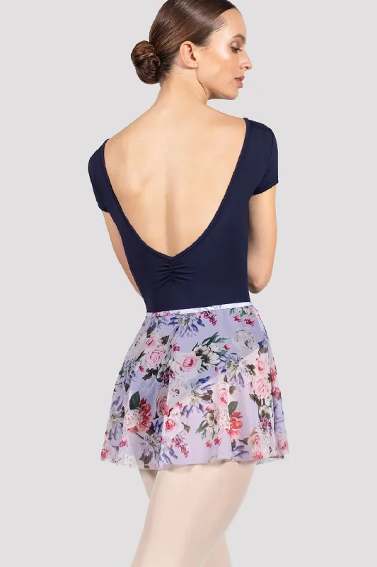 ladies-floral-printed-skirt-bouquet