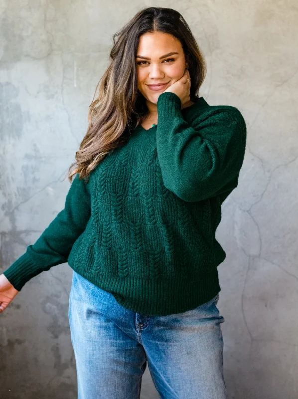 lindsey-cable-pullover-sweater