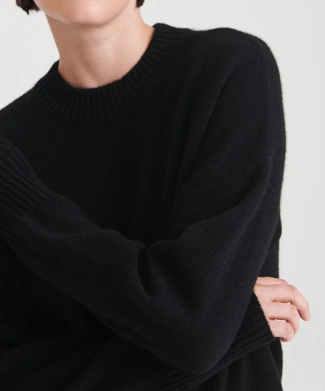 luxe-cashmere-oversized-crewneck-sweater