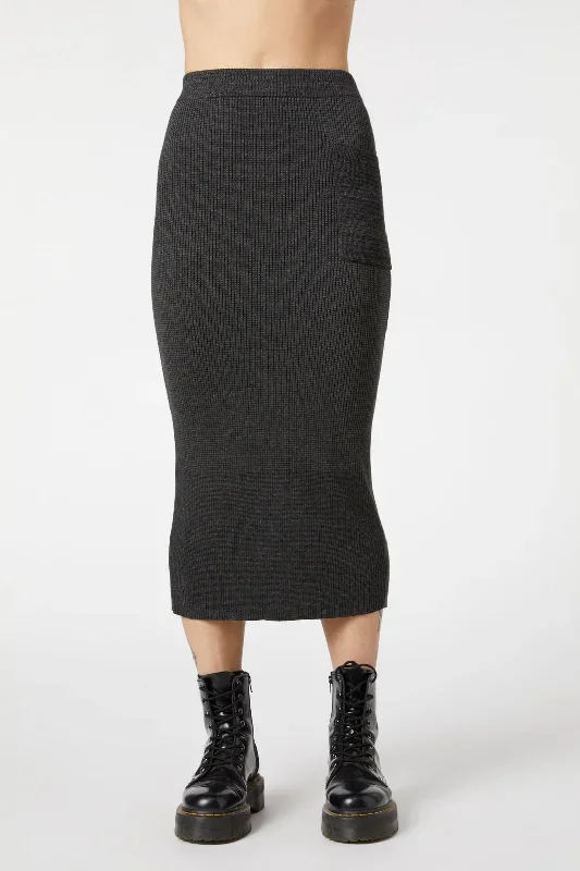 moon-sign-knit-skirt