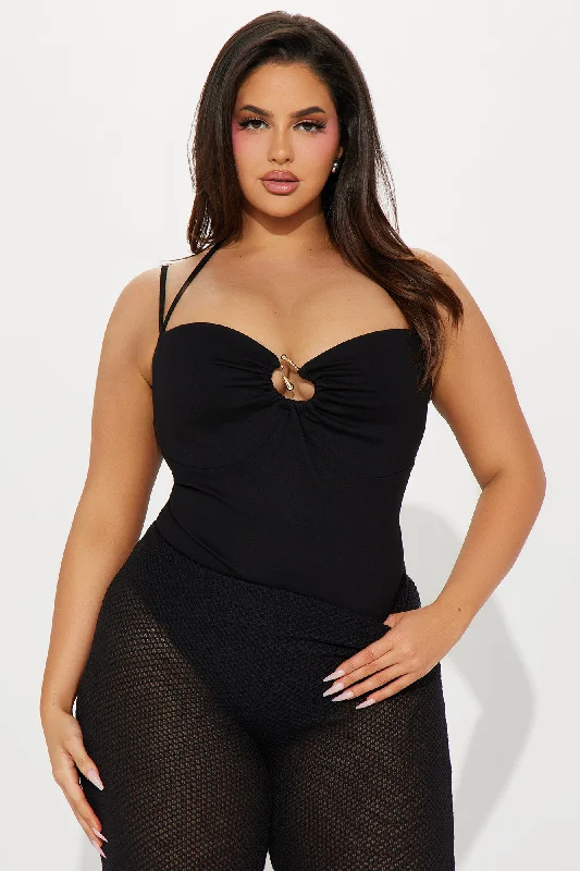 on-a-girls-trip-bodysuit-black