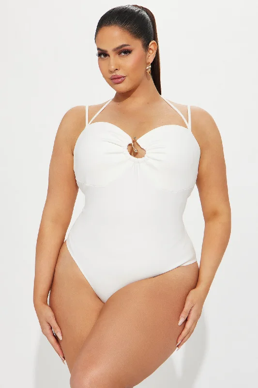 on-a-girls-trip-bodysuit-ivory