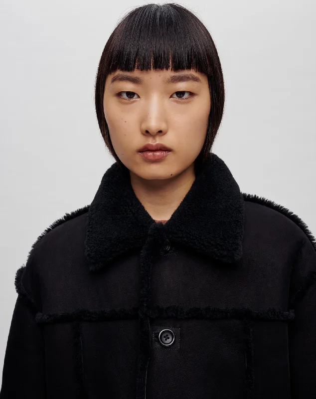 reversible-shearling-boxy-jacket-black-shearling