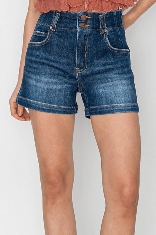 risen-high-rise-seamed-detail-shorts