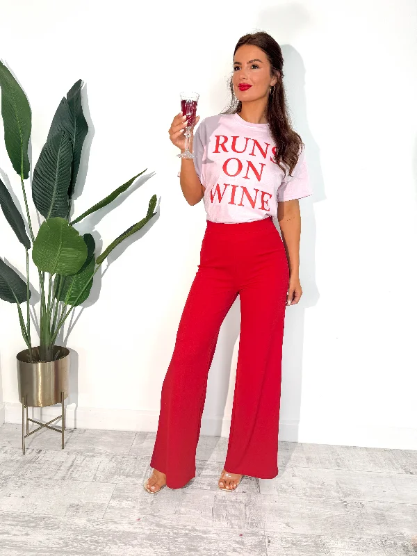 runs-on-wine-pink-red-graphic-t-shirt