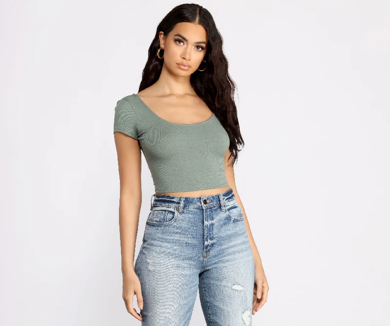 sassy-strappy-back-cropped-tee-060020421100