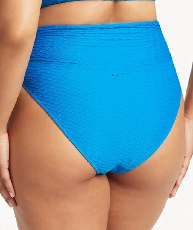 sea-level-honeycomb-wrap-high-waisted-brief-capri