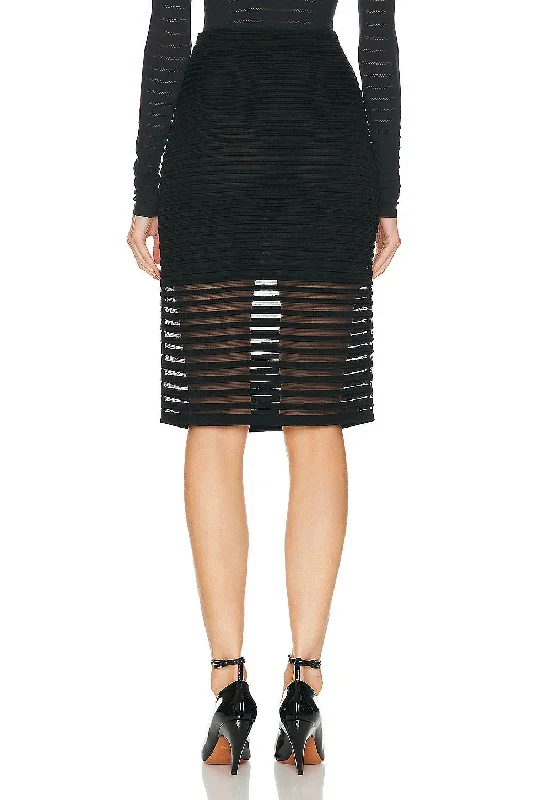 striped-pencil-skirt