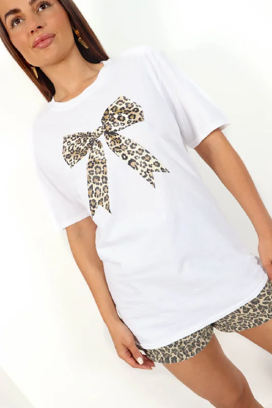 the-more-you-bow-leopard-print-graphic-t-shirt